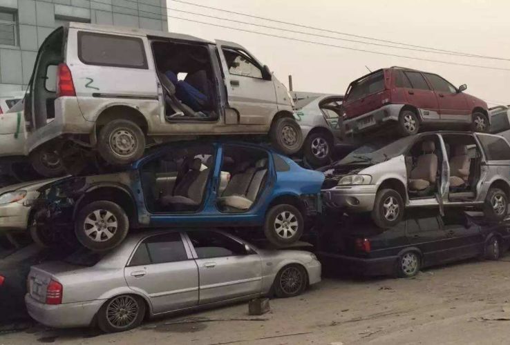 “私家车”强制报废时间敲定，你的爱车还能用几年？车主：心凉凉