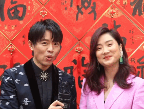 央视镜头区分明星的真实颜值,淡化毛孔护肤法让你抗住镜头!
