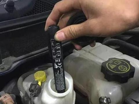 驾车回乡前，老司机都会做这4个检查，你的车做好了吗？