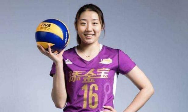 天津女排见面会,王宝泉喜迎外孙,姚迪化淡妆气质佳