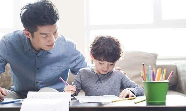 被高学历家长辅导作业,研究生孩子说