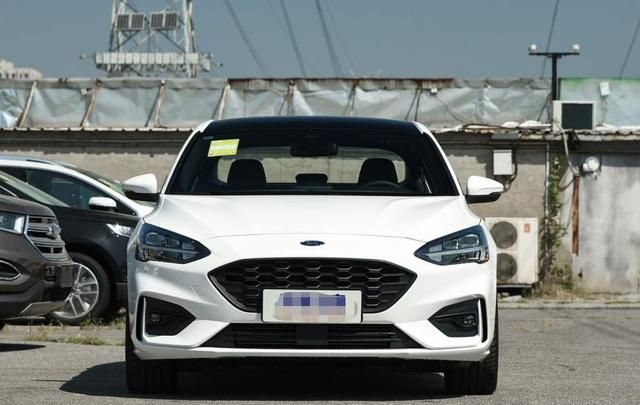 裸车11万提了福特福克斯,开了5个月后,车主:最想说九个字!