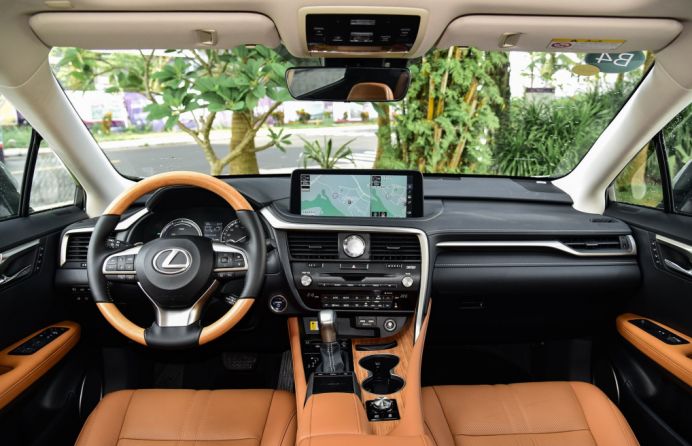 回顾:2019豪华SUV,有旗舰也有“残暴”