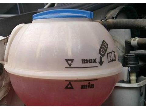 车上这些油液要多留意，驾驶安全无小事！