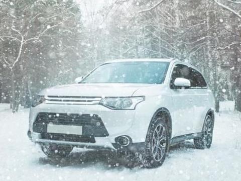 老司机总结，冬季养车小技巧，教你如何保养爱车过大年