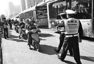 车管所：电动车若未装这东西，请勿上路，否则抓你没商量