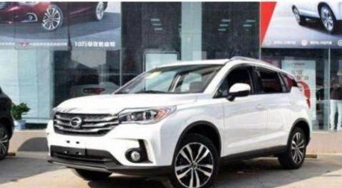 汽车最浪费钱的四大保养项目，4S店就靠这赚钱，小白车主常中招