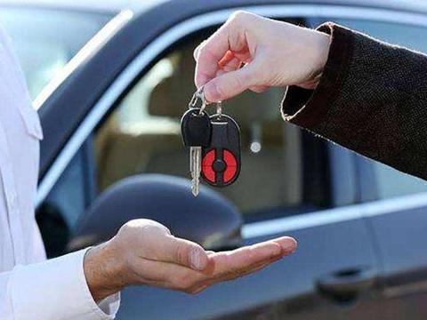 月薪3000能养得起10万块的车吗？算完这笔账，总算明白了