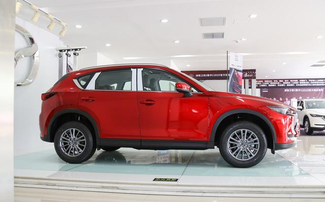 真不一定选RAV4、皓影这SUV实力同样强,关键颜值不惧任何对手