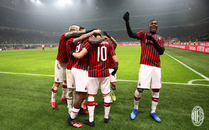 4-2致敬科比!ac米兰18分钟3球神级逆转,告慰黑曼巴的在天之灵