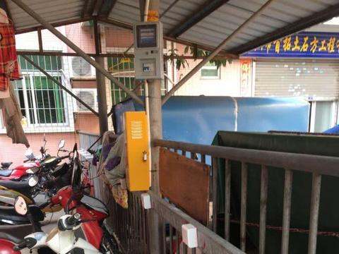 摩托不让骑，电动车还受限，专家给了建议，老百姓骂翻了天