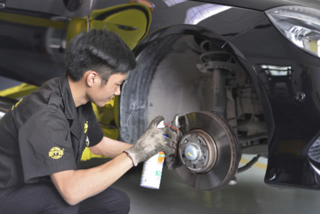 三个零件越懒得保养越好，不然会适得其反