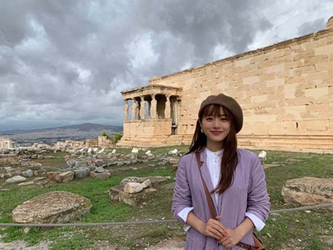 还别说,石原里美纪录片的发型可真得当旅行呀!