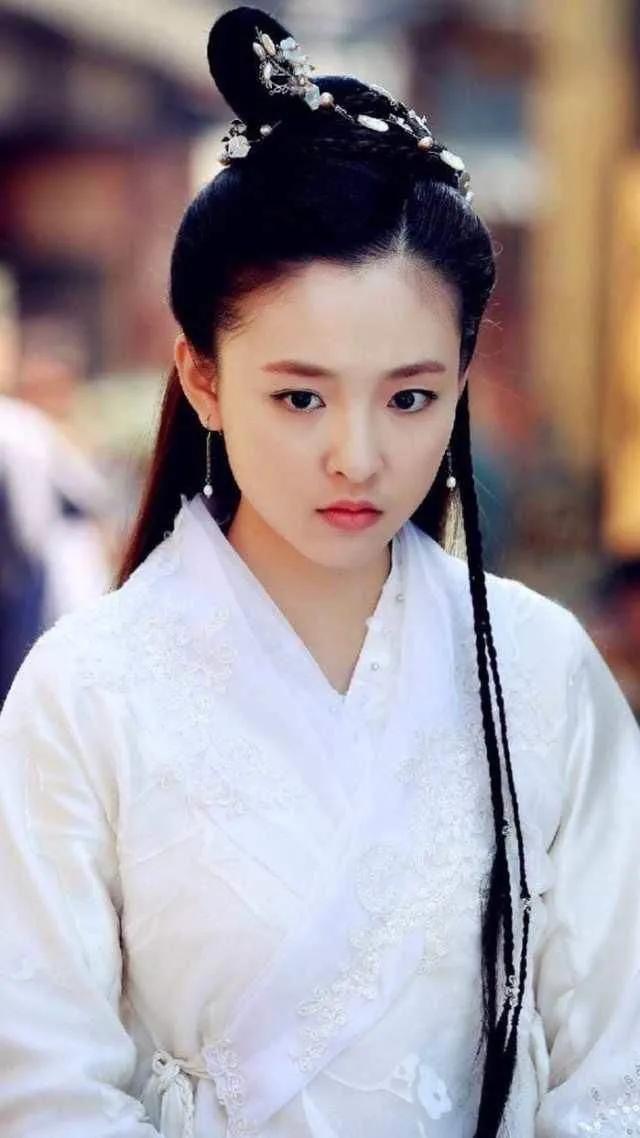 古装白衣美人,杨幂刘涛杨颖刘亦菲赵丽颖,无法超越的经典是她