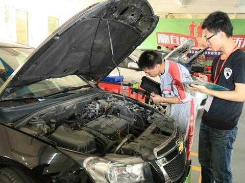 老司机亲授：学会6项小妙招，冬季汽车保养不求人