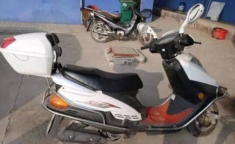 摩托车和电动车被禁，孩子上学咋办？听完专家的建议，哭笑不得