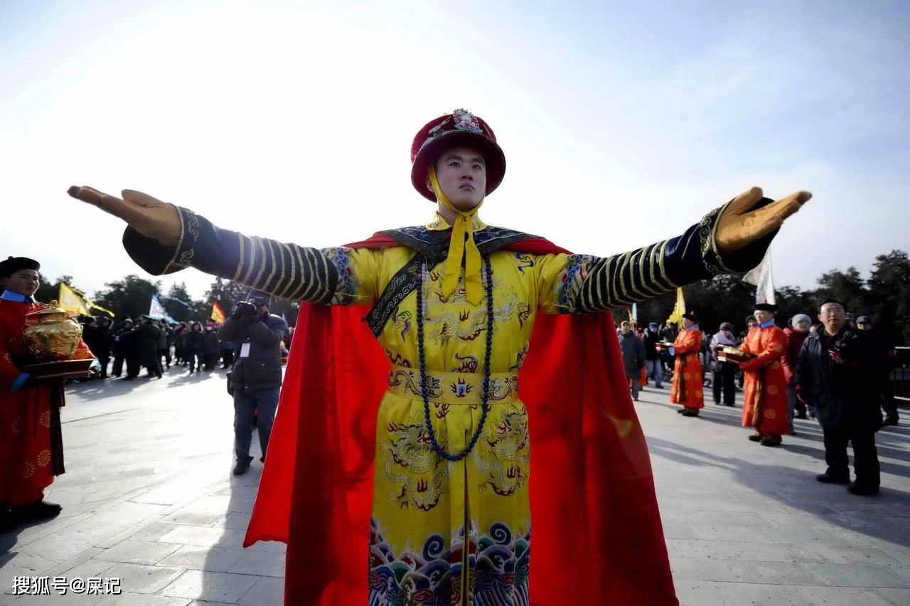 古代皇帝登基后，为何都称自己为“寡人”？真正目的让人脸红心跳