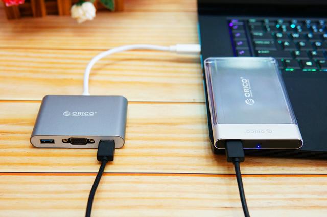 电脑vga是自带的吗 6d30-inzcrxs2605169.jpg