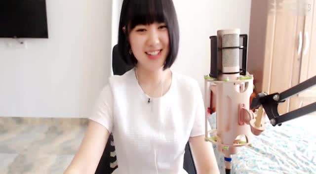 盘点本山传媒热衷直播的八大美女，你最喜欢谁？