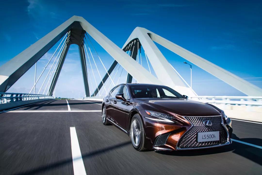 “打死不国产”的雷克萨斯却在印度建厂了!网友表示,正常?