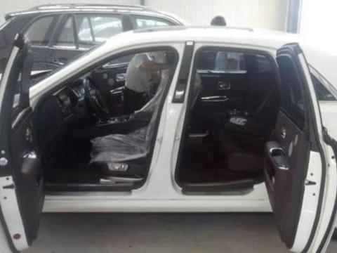 为何很多车主舍得买豪车，却不舍得去4S保养，专找外面维修店？