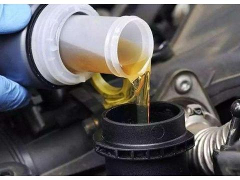 做完首保，为啥不建议再去4S店保养？老司机：还嫌亏的不够多？