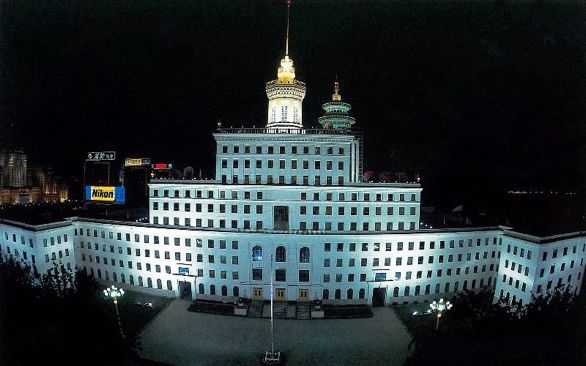 中国历史第二长的电视节目是怎样炼成的｜大象公会