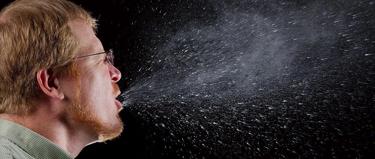 一直打喷嚏怎么回事 打喷嚏原因和应对方法