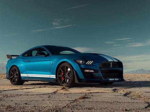 情人节购车指南！想讨得女神欢心！这4款跑车要看一看