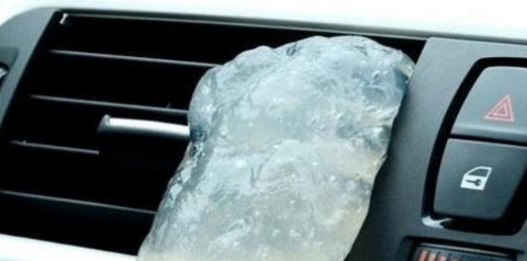 还在用毛巾清理车内灰尘？这两种东西清理起来更加方便！