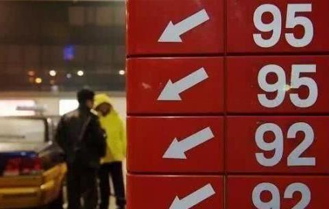 92号汽油和95号混加，会出现什么情况？不怕汽车报废，可以试试