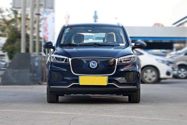 汉腾推出新能源电动微型车，续航310km，5门4座售5.98万