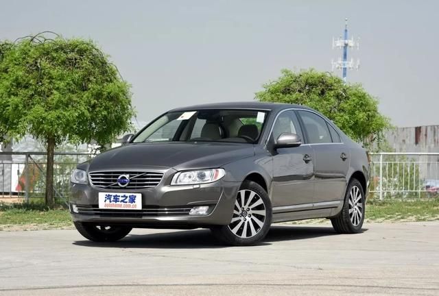 定位中大型车,长度近5米,2.0T+自动挡,现在仅卖15万|二手车