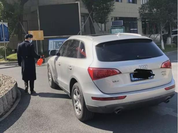 戴不戴口罩?外循环或内循环?汽车杀菌消毒要做这几项