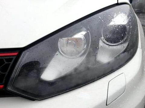 汽车大灯“湿透了”怎么办？别急，用这方法