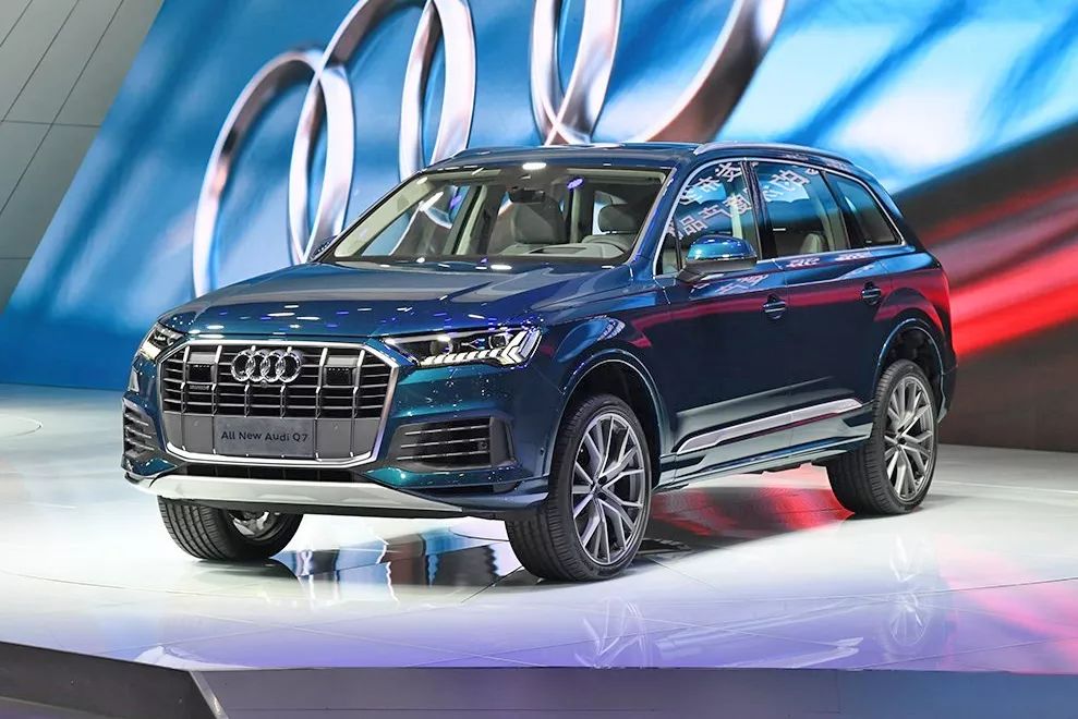 今年值得期待的4款豪华SUV，宝马X8很抢眼！新款奥迪Q7堪比换代