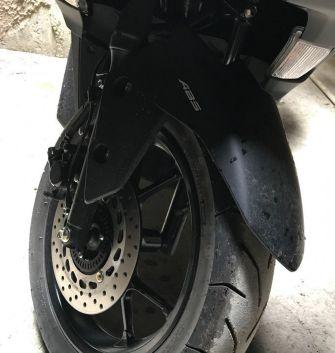 雅马哈NVX155，ABS、无钥匙启动、水冷等豪华配置