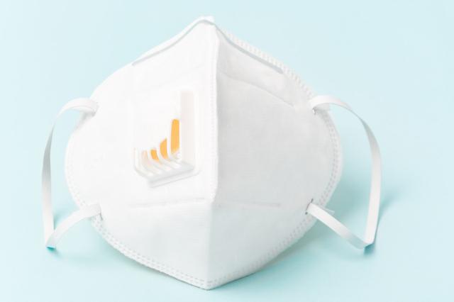 中疾控专家：确诊和疑似新冠肺炎患者不应戴有呼吸阀的口罩