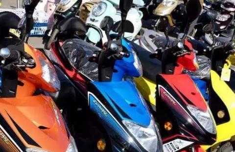 电动车禁售，苦的是商家么？农民：买的车只能当废铁了