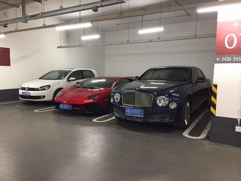 车放车库一个月不管也没事？修车工：没有开坏的车，只有放坏的车