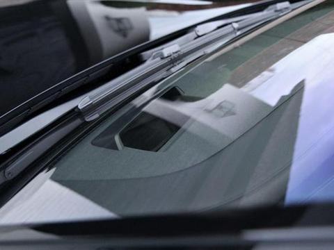 安全无小事，养用要得当！雨刷的养护和使用可不能大意