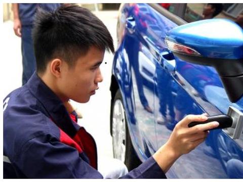 汽车跑了7万公里，都不换这4种东西，维修师傅：发动机不要了？