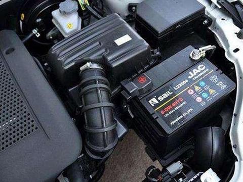 坚持这4个用车习惯，延长汽车电瓶寿命