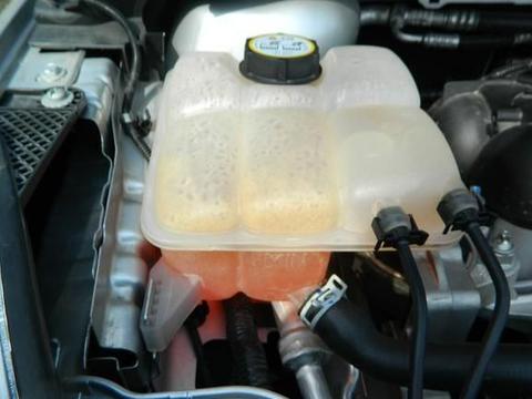 开车多年，还不知道“防冻液”多久换一次