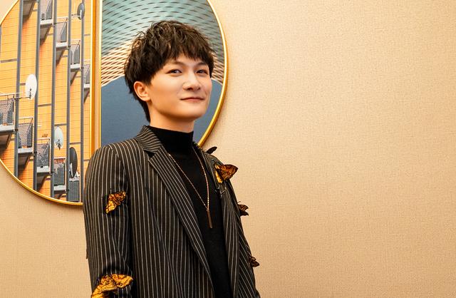 歌手 第三期云录制 华晨宇唱 蜡烛 奇袭歌手全是男性 蜡烛 华晨宇 男性 新浪新闻