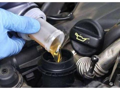 5千公里换次机油？维修工：好好的车怕是毁你手里