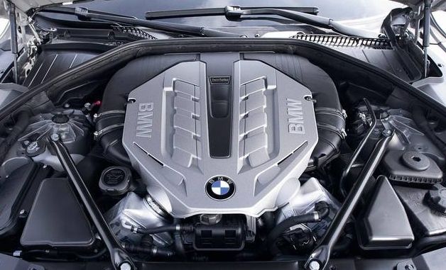 怎么看汽车发动机有没有积碳，老司机教你一招，你一看就会！