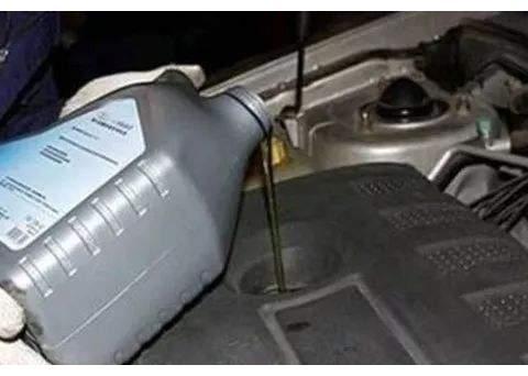 中国人养车怪现象，老外看后直叹气，“穷人思维”摆不脱