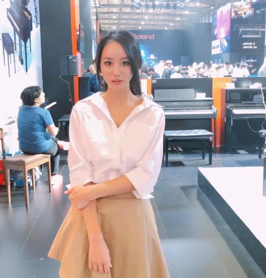 韩国十八线小明星雅妍逆袭成最美鼓神网友实至名归