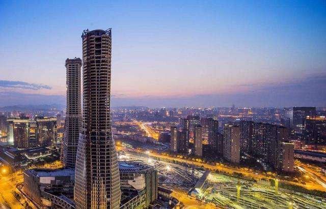 重庆四川gdp排名2020_2020年全国GDP城市排名:重庆超过广州,北方仅剩一根独